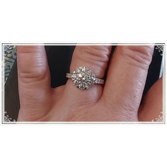 Gorgeous 3 Ct. Genuine Moissanite Flower Halo Design Cluster Ring Sz 8 - Picture 4 of 4